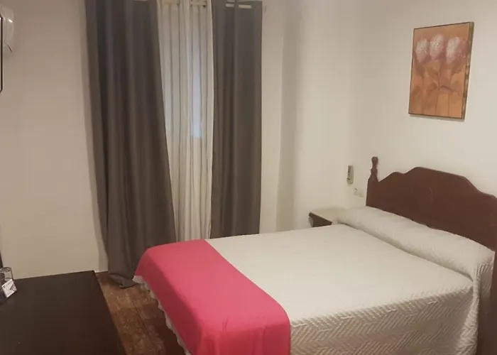 Manantiales מלון