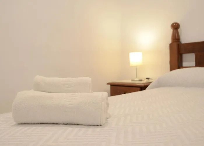 מלון Manantiales